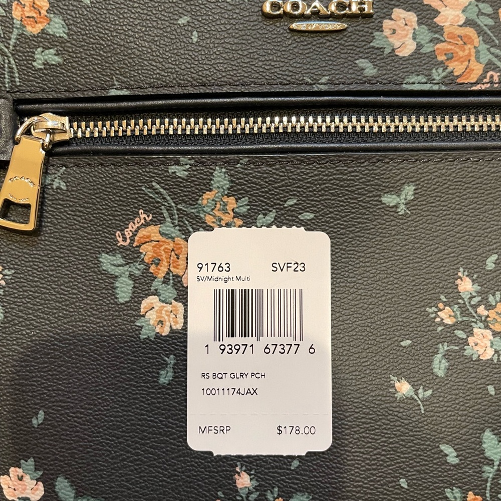 Coach Wristlet - Picture 7 of 7